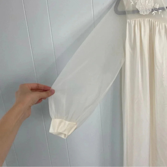 VTG Lorraine S Beige Sheer Peignoir Robe lace Nylon Long Sheer Sleeve Floral - Picture 6 of 16